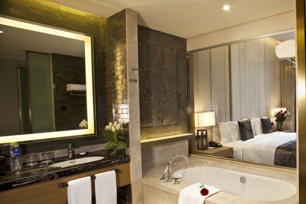 Days Hotel and Suites Liangping (Chongqing)